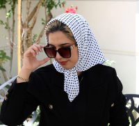 مینی اسکارف خال خالی
